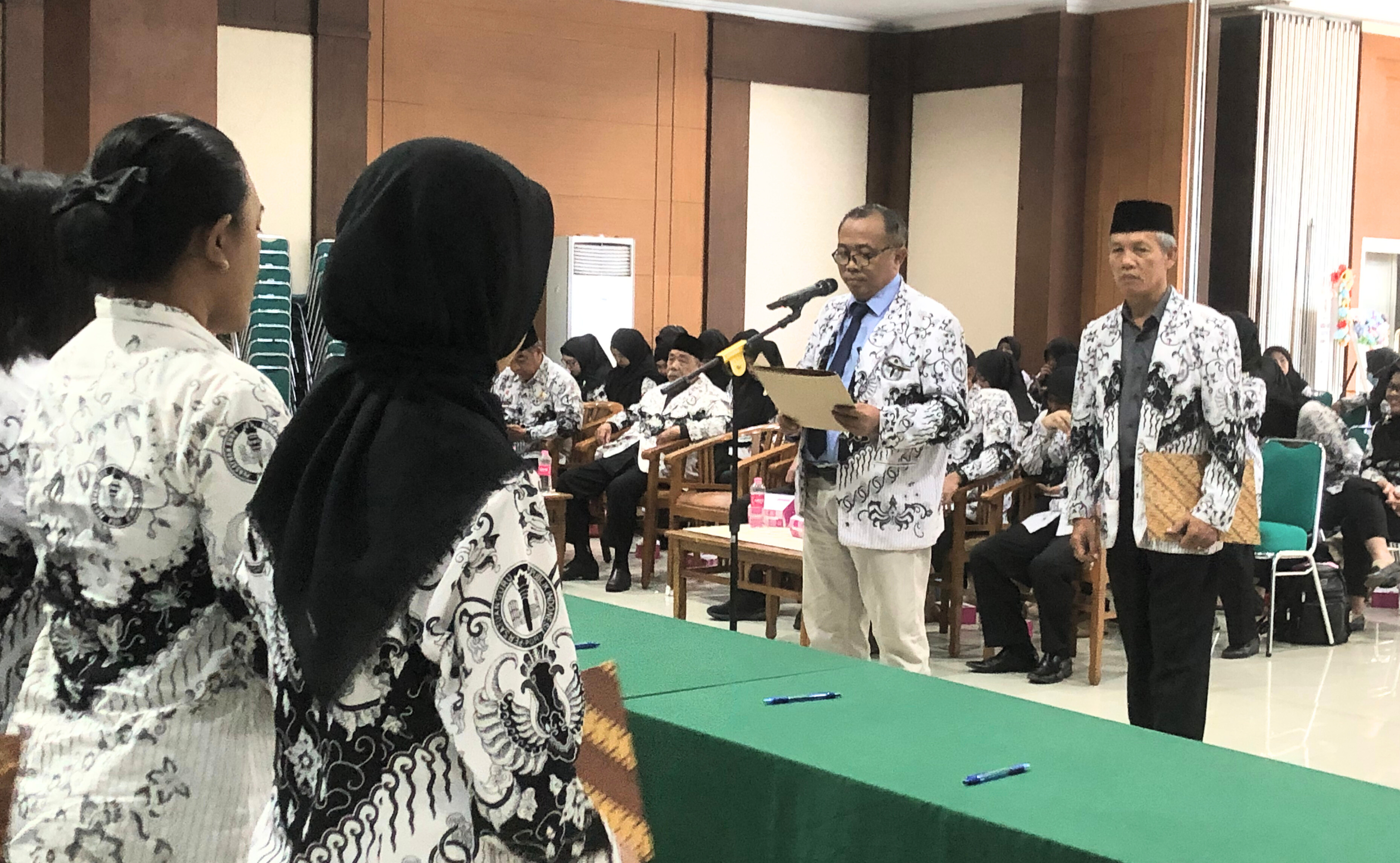 Pelantikan dan Rapat Kerja Kepala TK Se-Kota Semarang - YPLP DM PGRI JT Cabang Kota Semarang